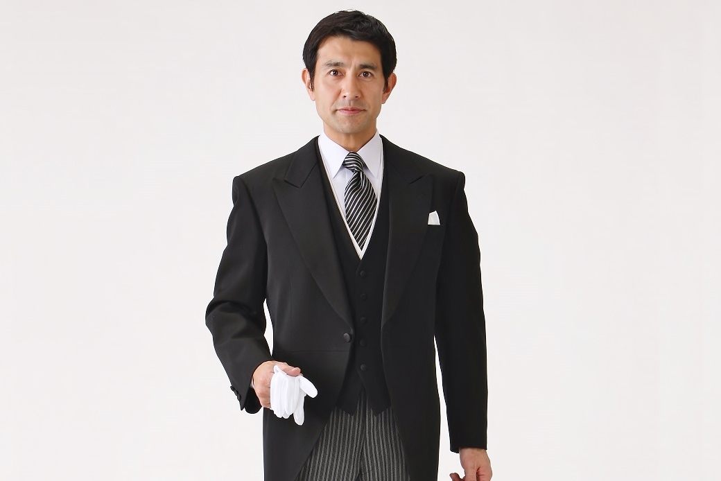 男性が慶事に着用する礼服のマナーについて