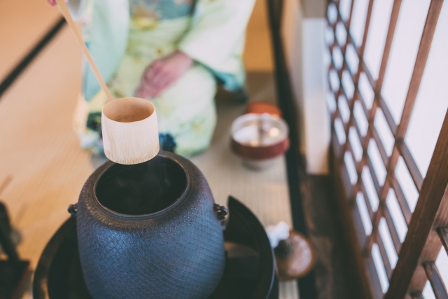 茶道で着る着物の生地や柄