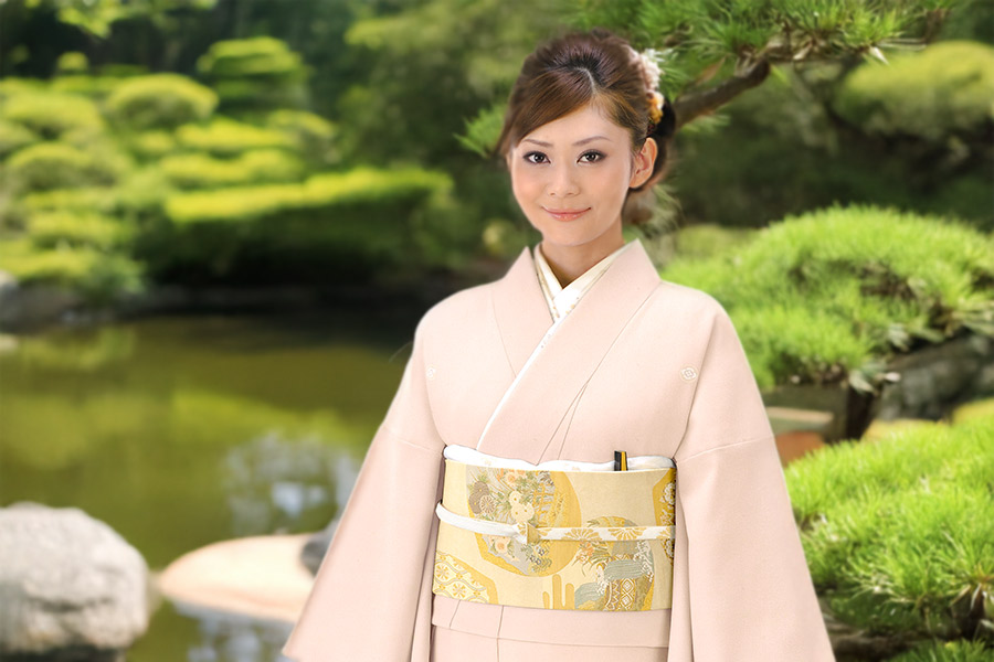 はじめての色留袖　色留袖の特徴と着用時の決まりごと