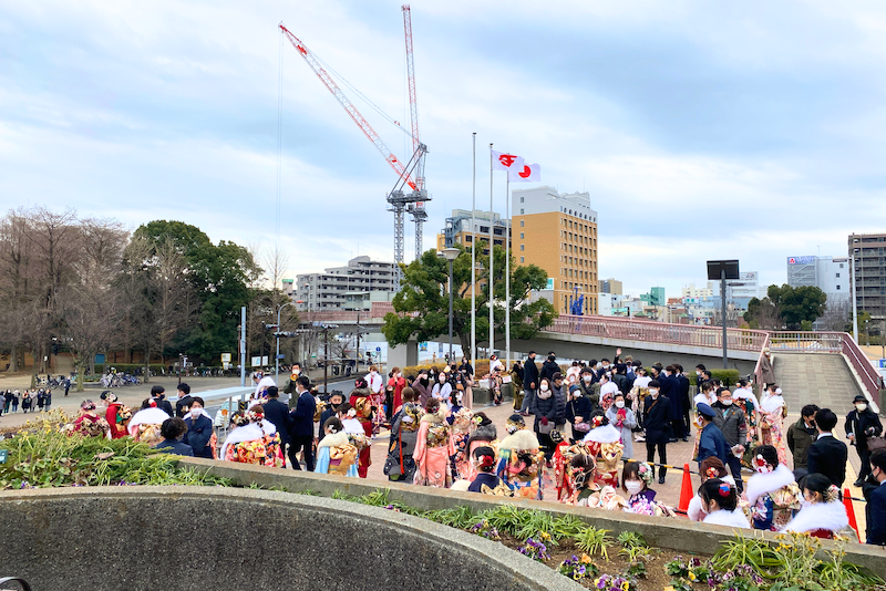 茅ヶ崎市の成人式_終了後の様子