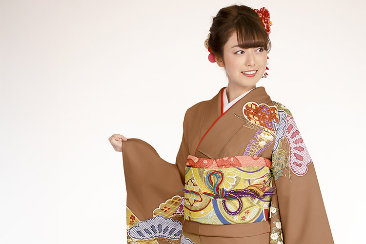 振袖を着る機会は?成人式以外にどんな場面で着るの?